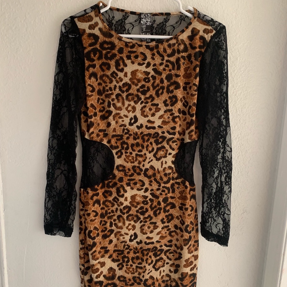 Leopard print  in good conditions